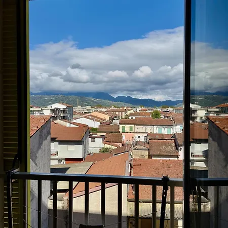 Апартаменти Perfect Location В'яреджо