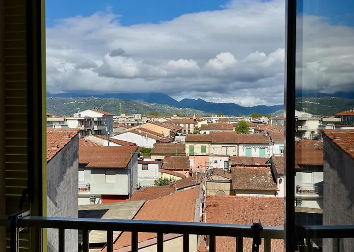 Апартаменти Perfect Location В'яреджо